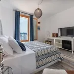 Mamma Mia Luxury تروغير