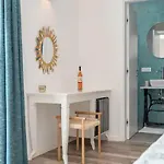 Mamma Mia Luxury