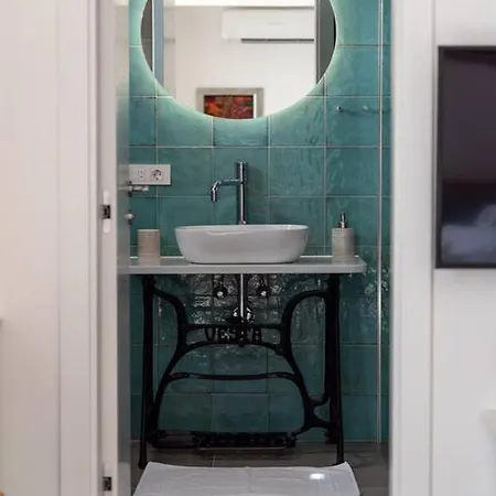 Mamma Mia Luxury 4*