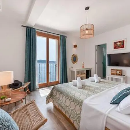 Mamma Mia Luxury 4* Trogir